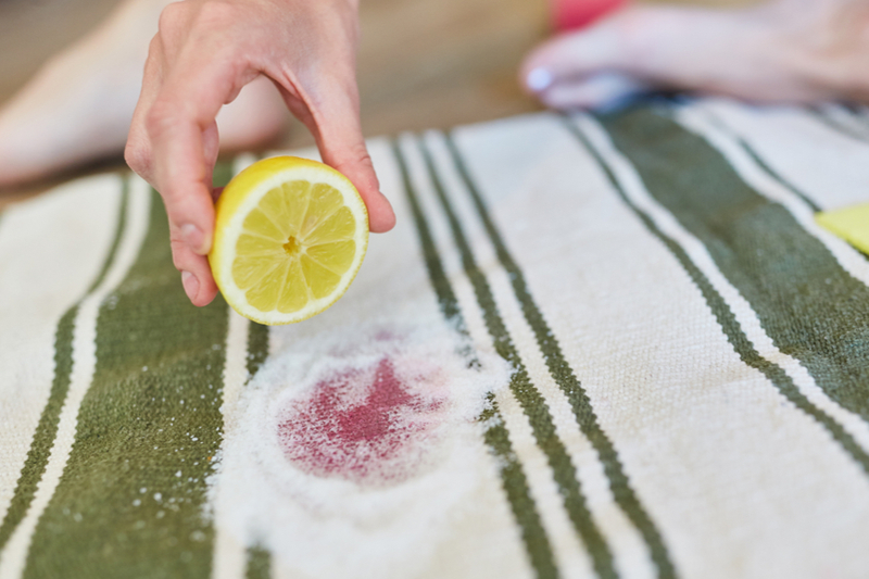 lemon Remove stains