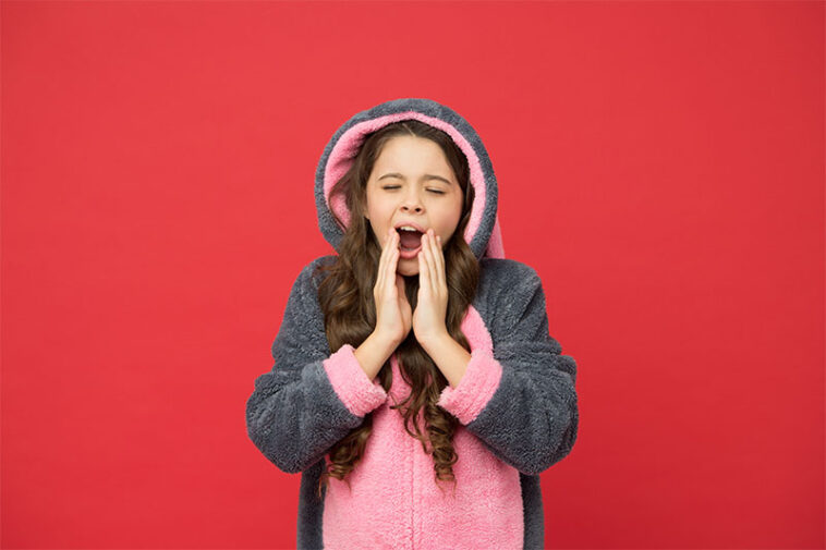 It’s Worse to Sleep with These Clothes on Your Body, Say Experts