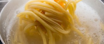 Don't Throw Away Your Pasta Water: This Simple Step Will Revolutionize Your Cooking Game!