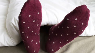 How It Is Advantageous For You To Wear Your Socks To Bed